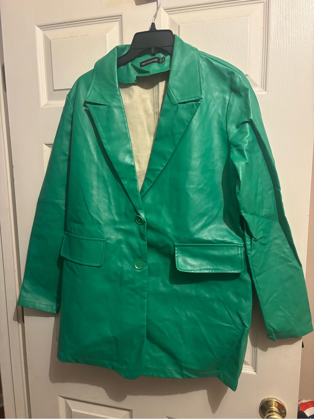 PrettyLittleThings Green Faux Leather Blazer